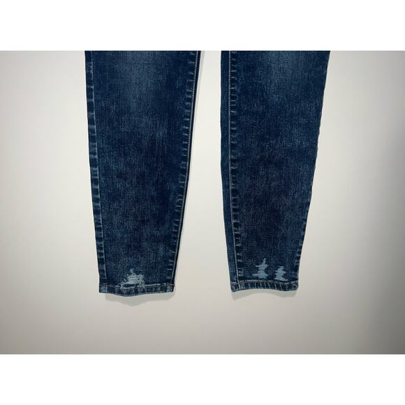 Maurice’s women’s distressed blue jeans - Picture 4 of 10